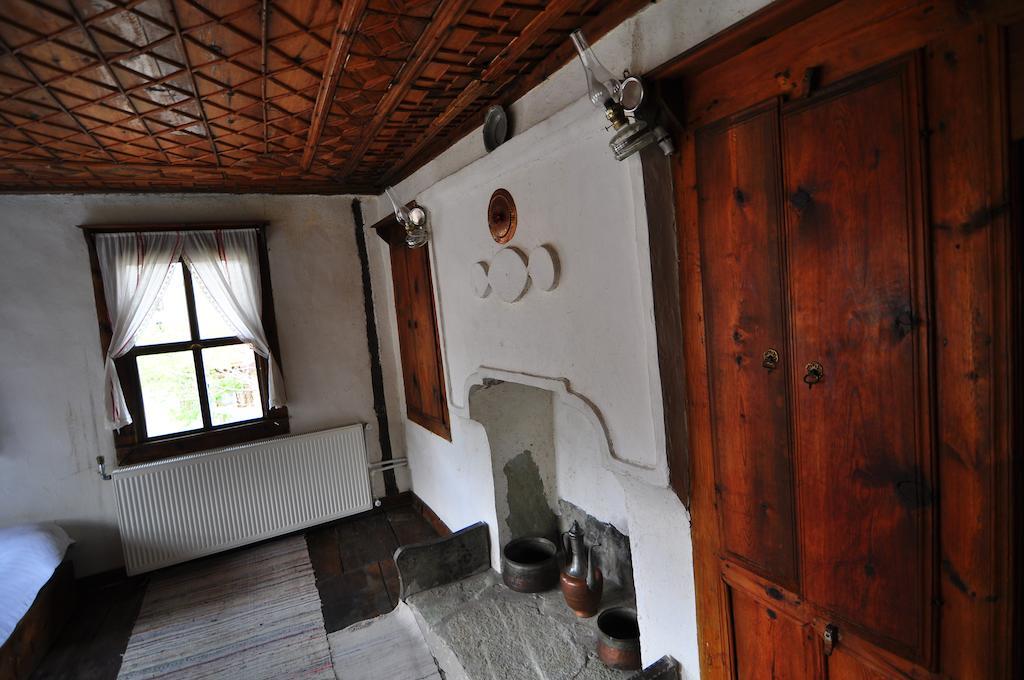 Gasthaus Haci Sakirler Konagi Mudurnu Zimmer foto