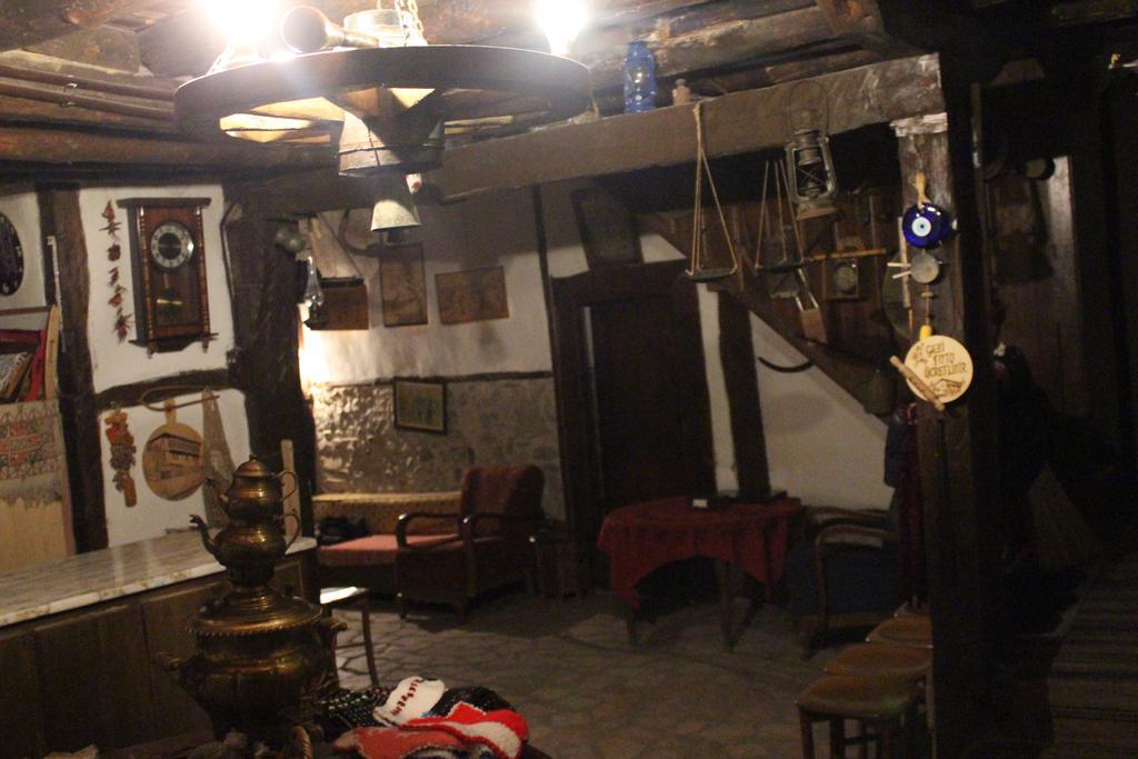 Gasthaus Haci Sakirler Konagi Mudurnu Exterior foto